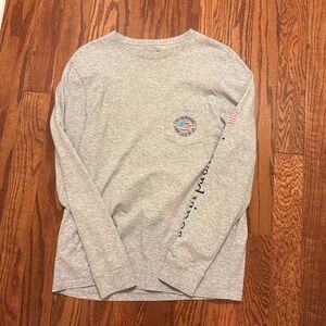 Vineyard Vines long sleeve shirt medium